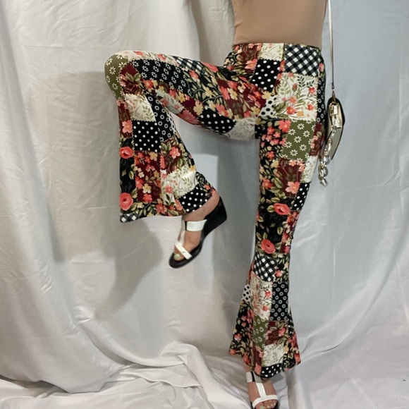 Alfant Black and White Wedges - Picture 8 of 13